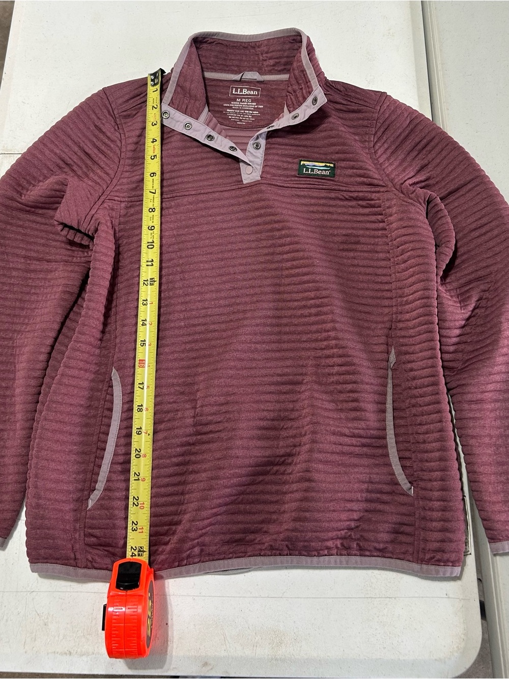 L.L Bean Women’s Arilight Knit Quilted 1/4 Button Pullover Mauve Color Size M